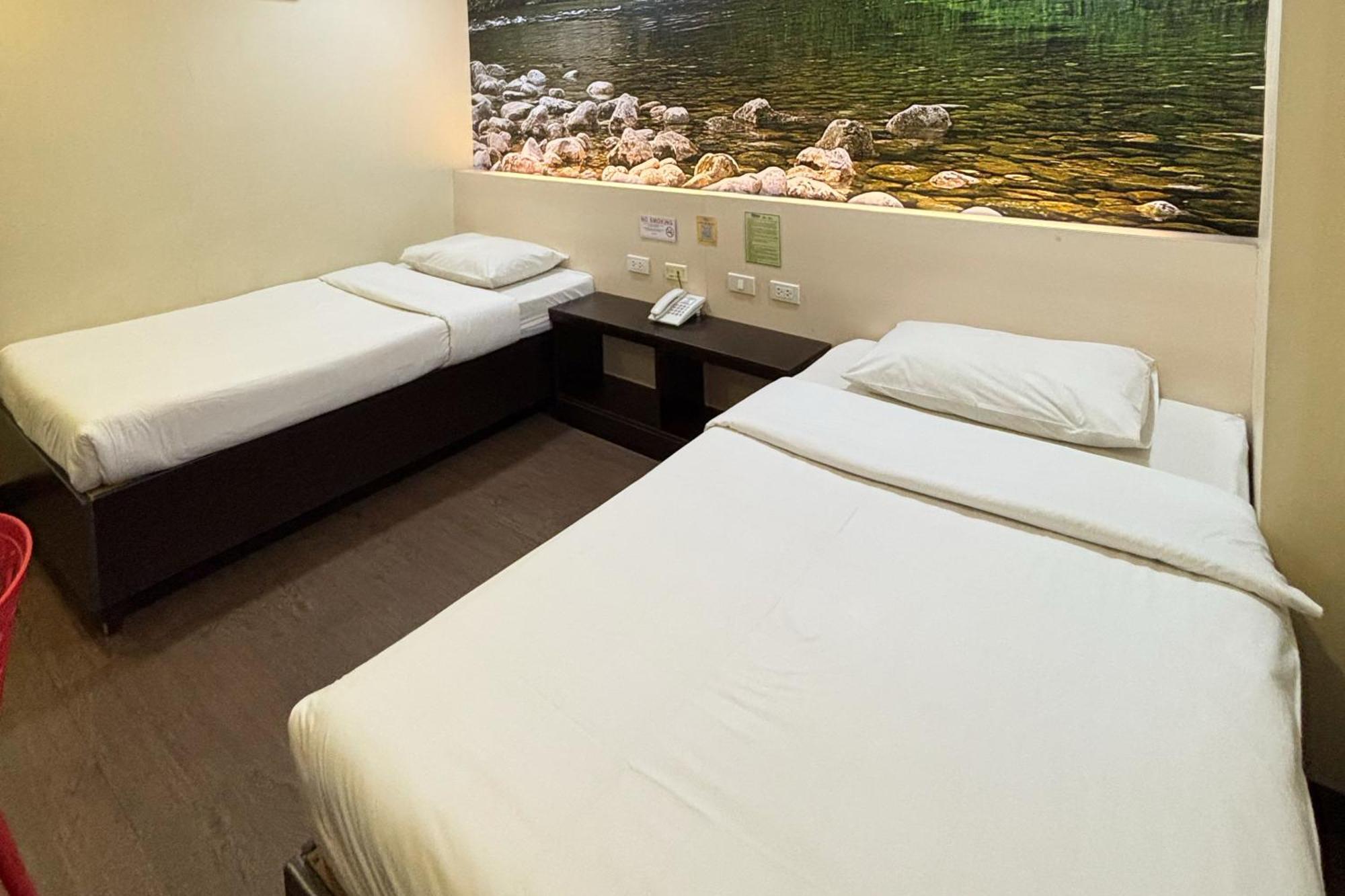 Sugbutel Family Hotel Себу Экстерьер фото