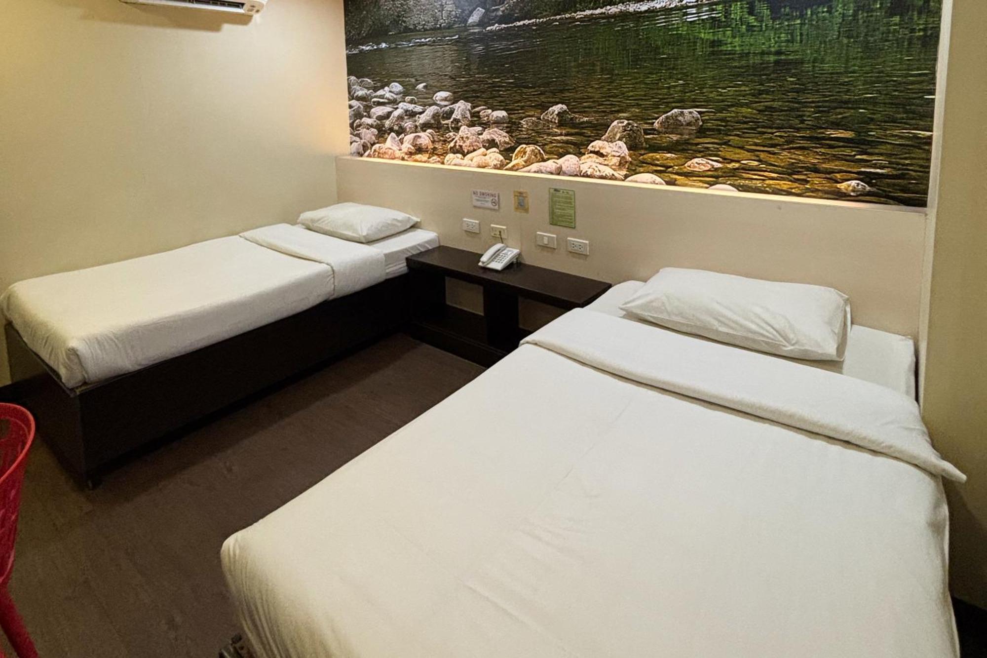 Sugbutel Family Hotel Себу Экстерьер фото