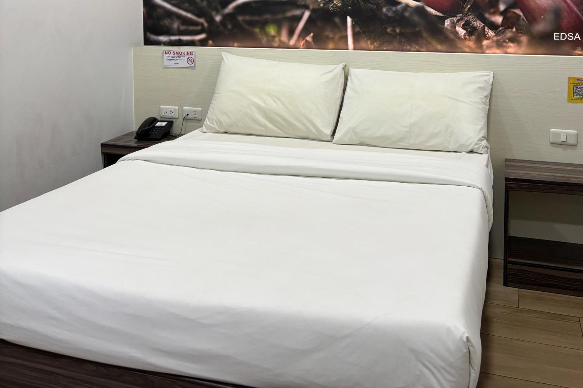 Sugbutel Family Hotel Себу Экстерьер фото